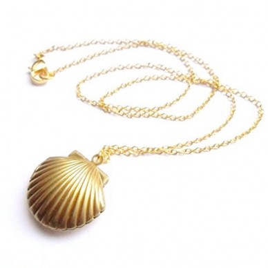 Gold Plated Seashell Photo Locket w/ 18" Chain